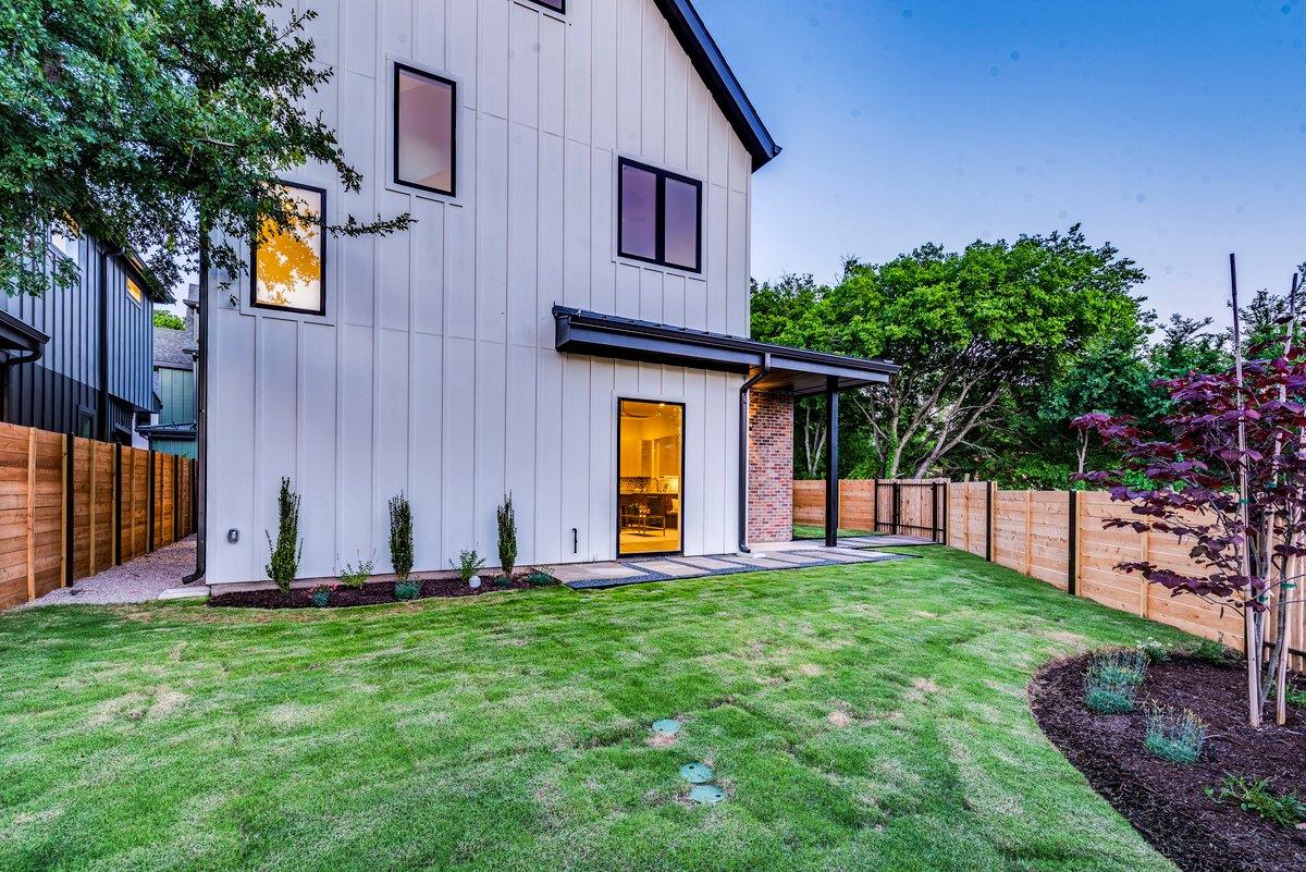 1713 E M Franklin Ave # 1, Austin, TX 78721