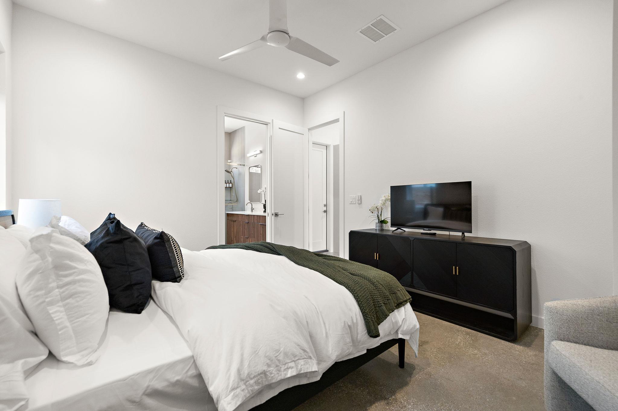 1713 E M Franklin Ave # 1, Austin, TX 78721