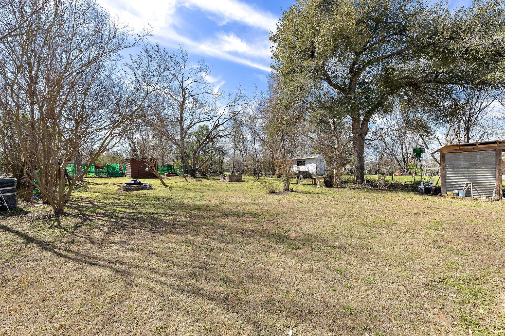 712 Vernon St, Rockdale, TX 76567