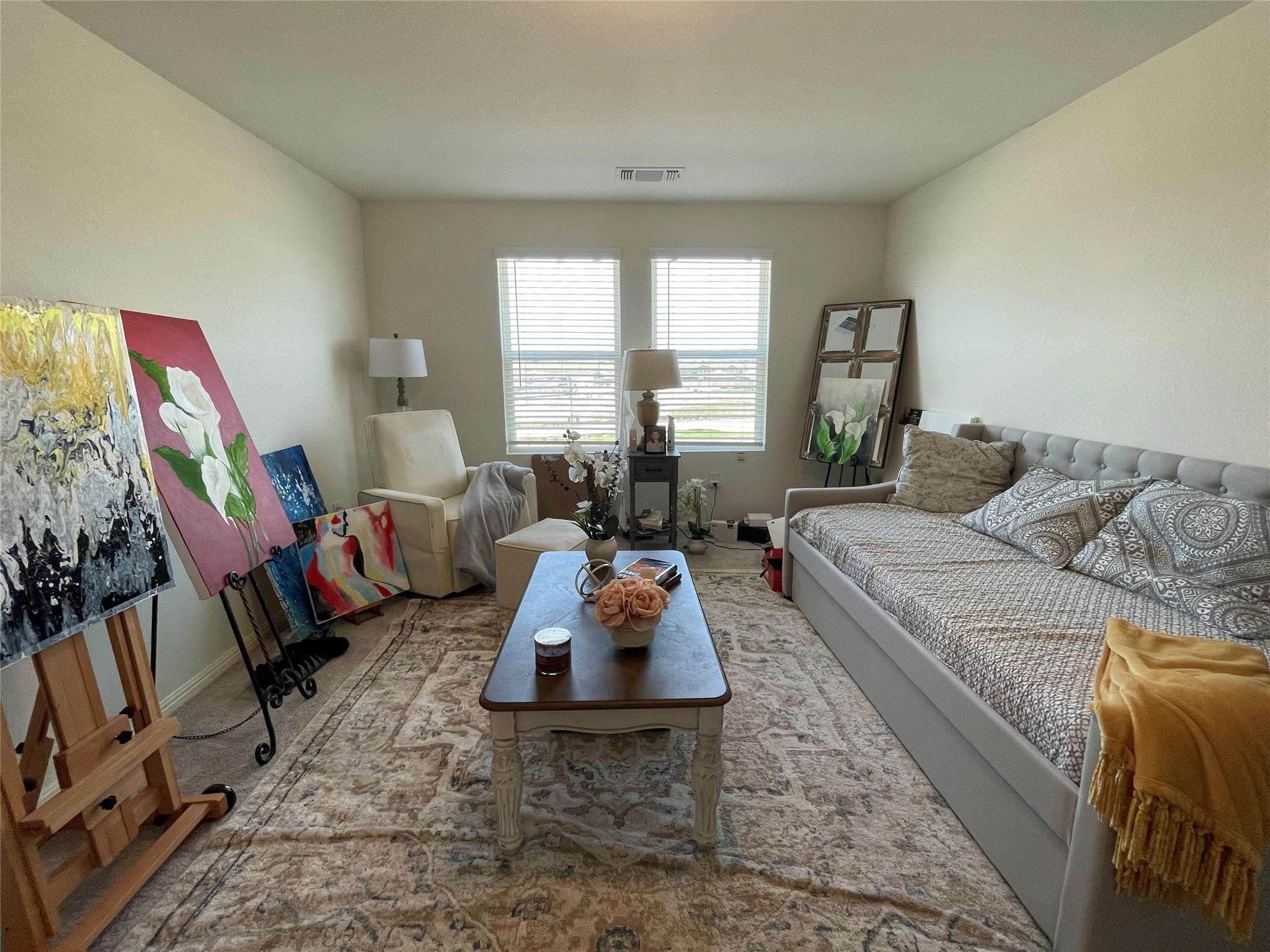 201 Comancheros Rd, Jarrell, TX 76537