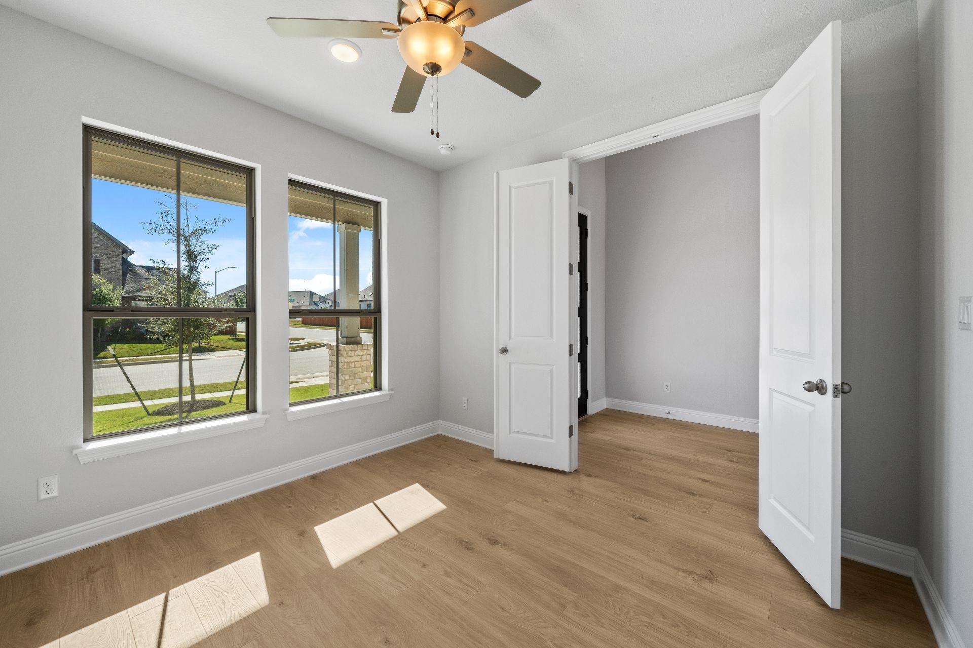 1717 Sauterne Dr, Leander, TX 78641