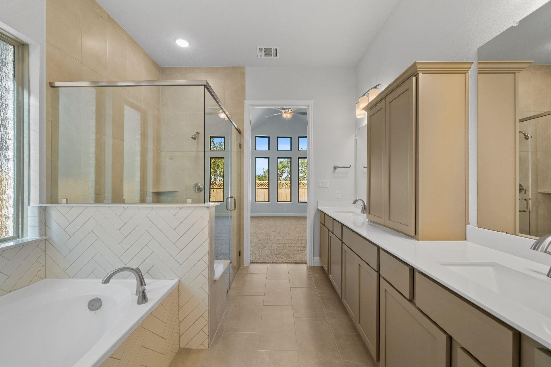 1717 Sauterne Dr, Leander, TX 78641