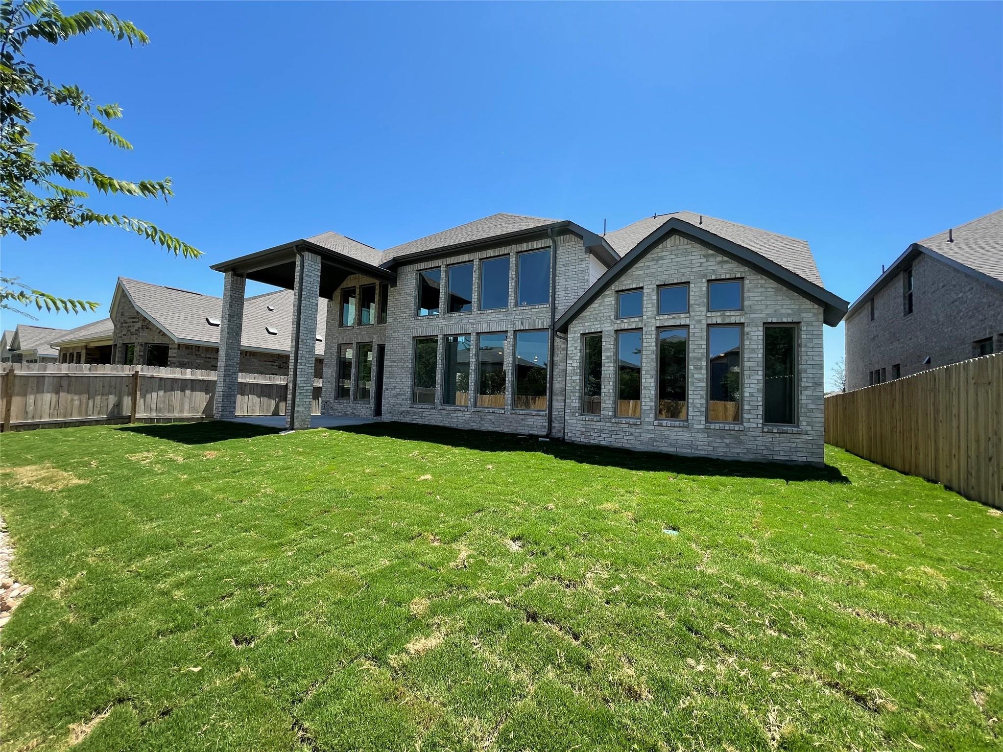 1717 Sauterne Dr, Leander, TX 78641