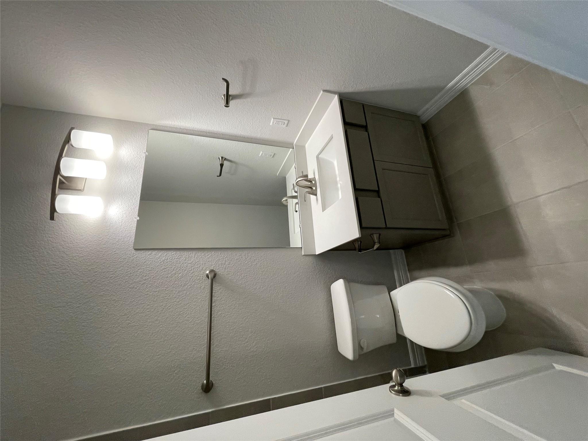 1717 Sauterne Dr, Leander, TX 78641