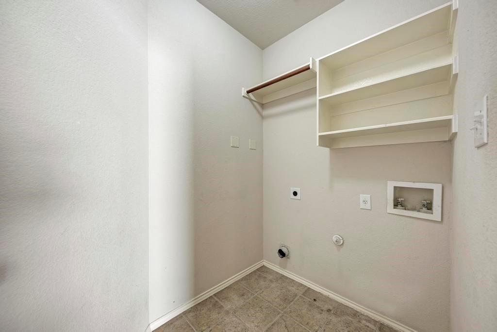 1124 Alexandria Way, Round Rock, TX 78665