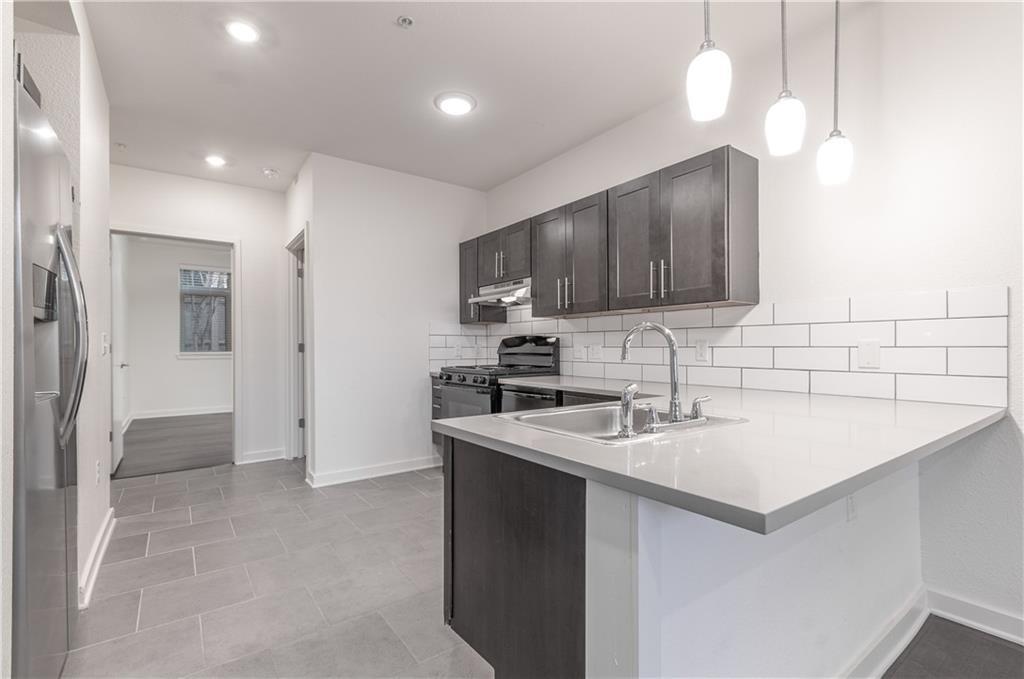 6700 Menchaca Rd # 11, Austin, TX 78745