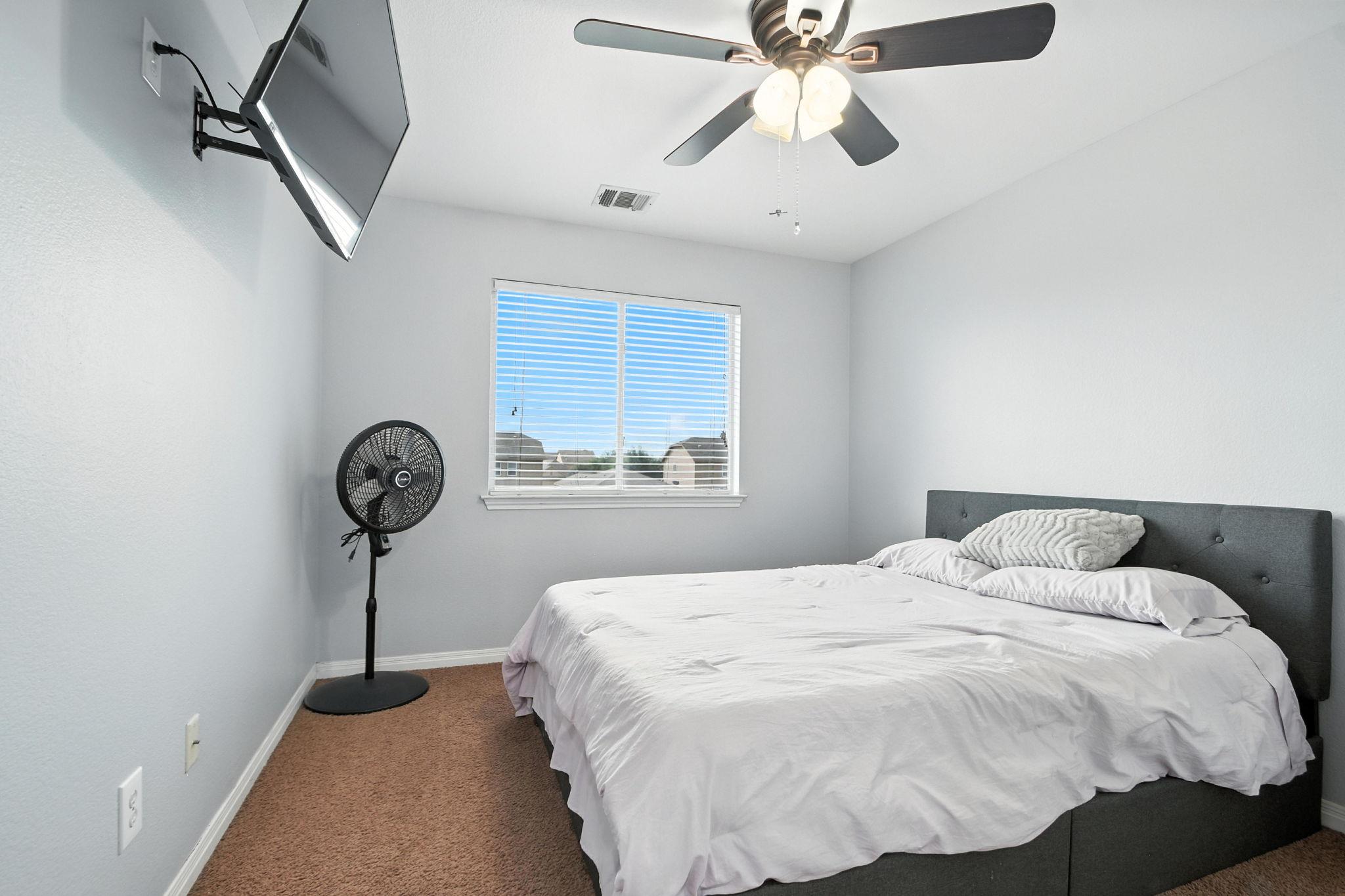 1661 Twin Cv, Kyle, TX 78640