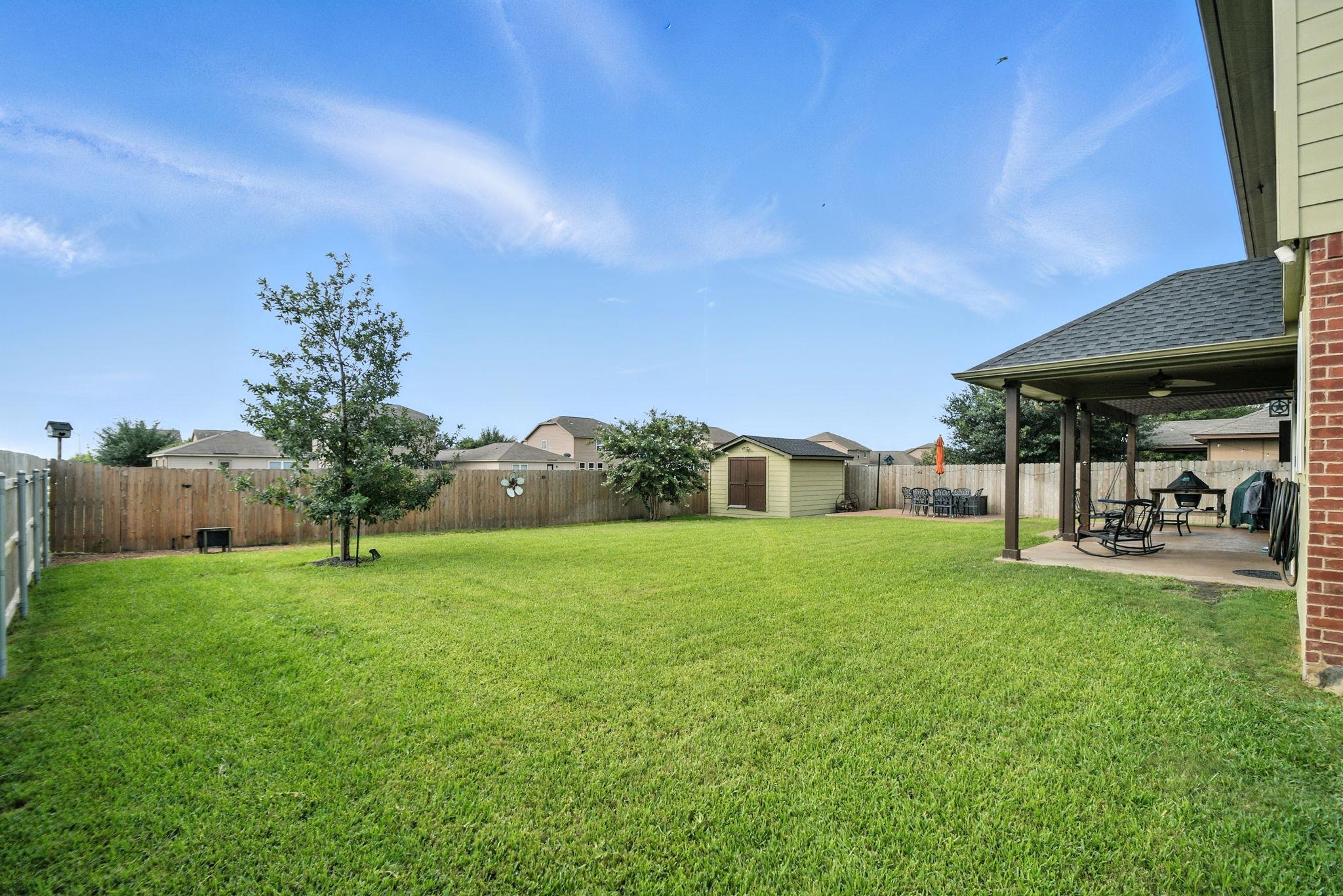 1661 Twin Cv, Kyle, TX 78640