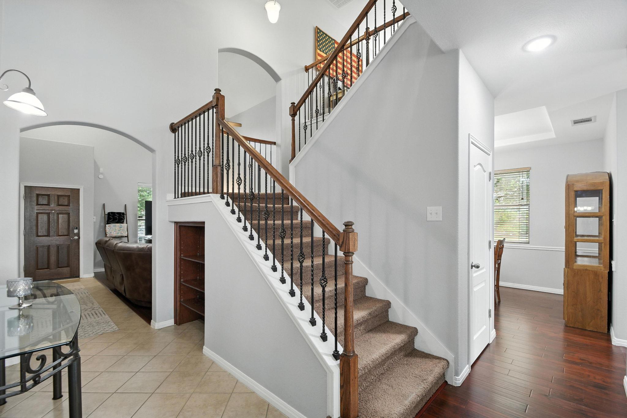 1661 Twin Cv, Kyle, TX 78640