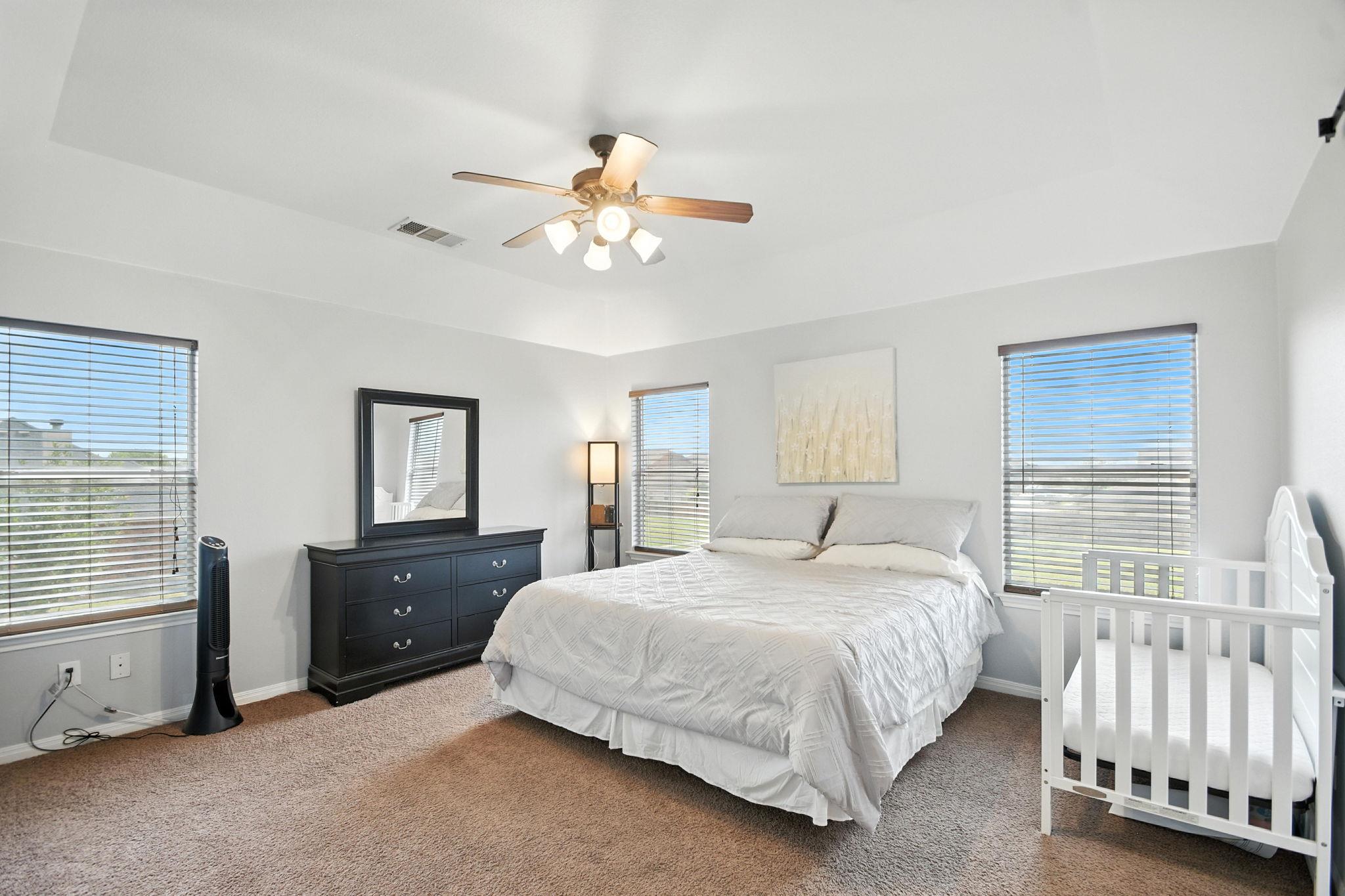 1661 Twin Cv, Kyle, TX 78640