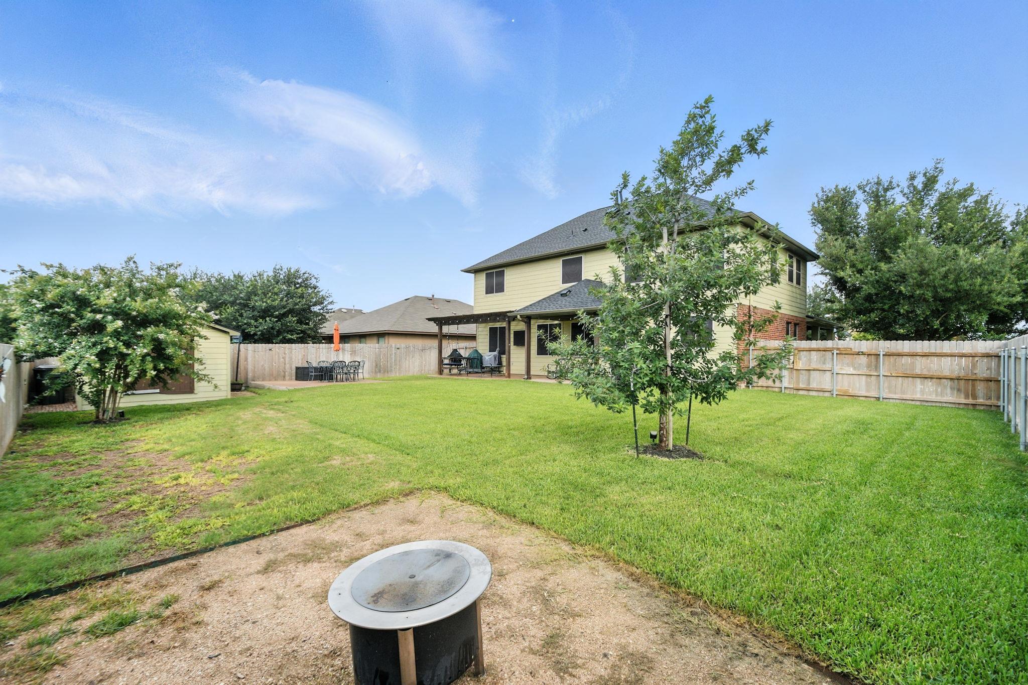 1661 Twin Cv, Kyle, TX 78640