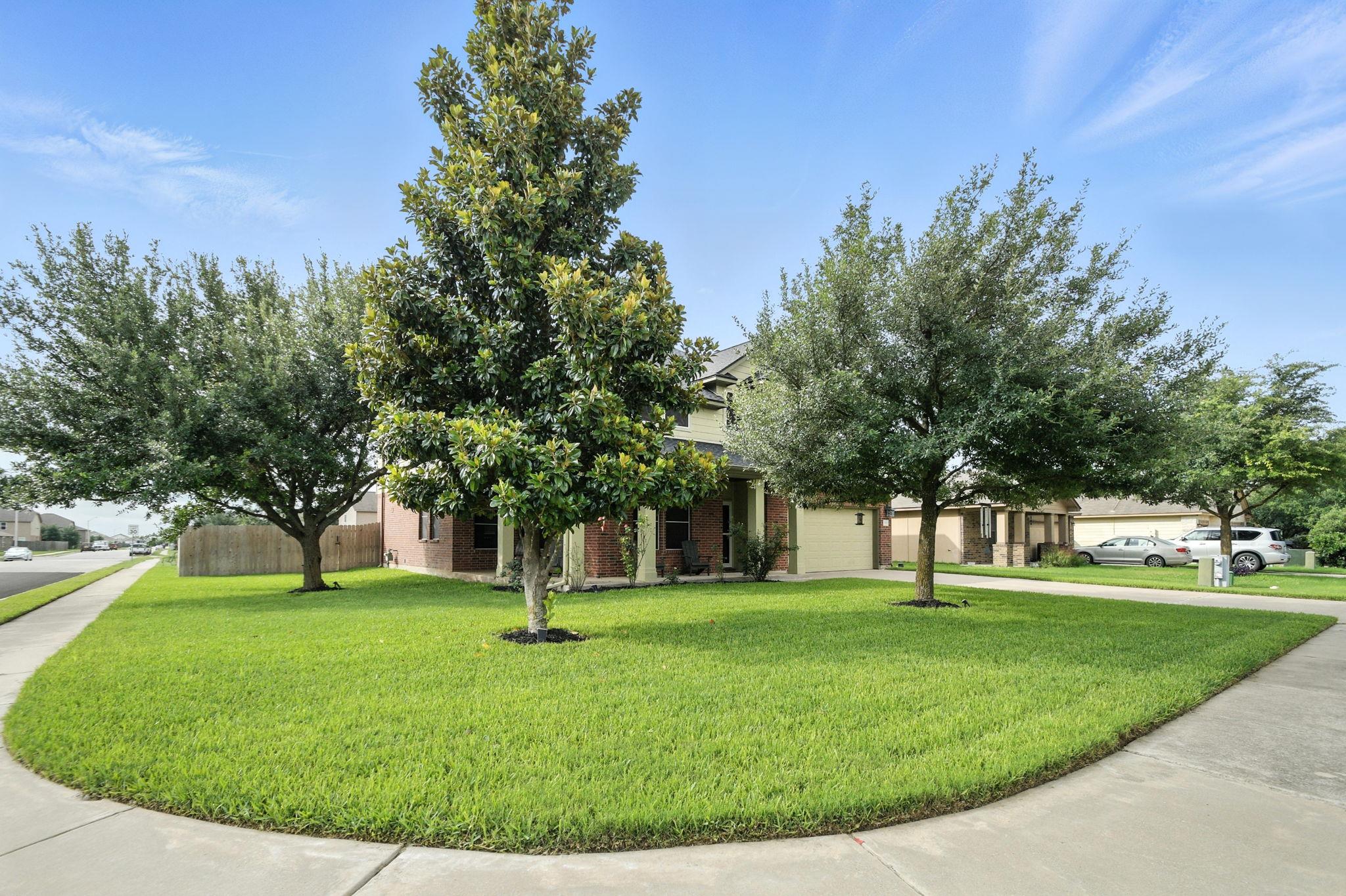 1661 Twin Cv, Kyle, TX 78640