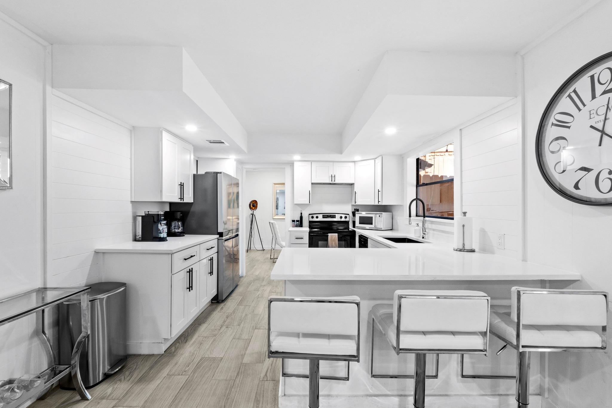 3520 Highland View Dr, Austin, TX 78731