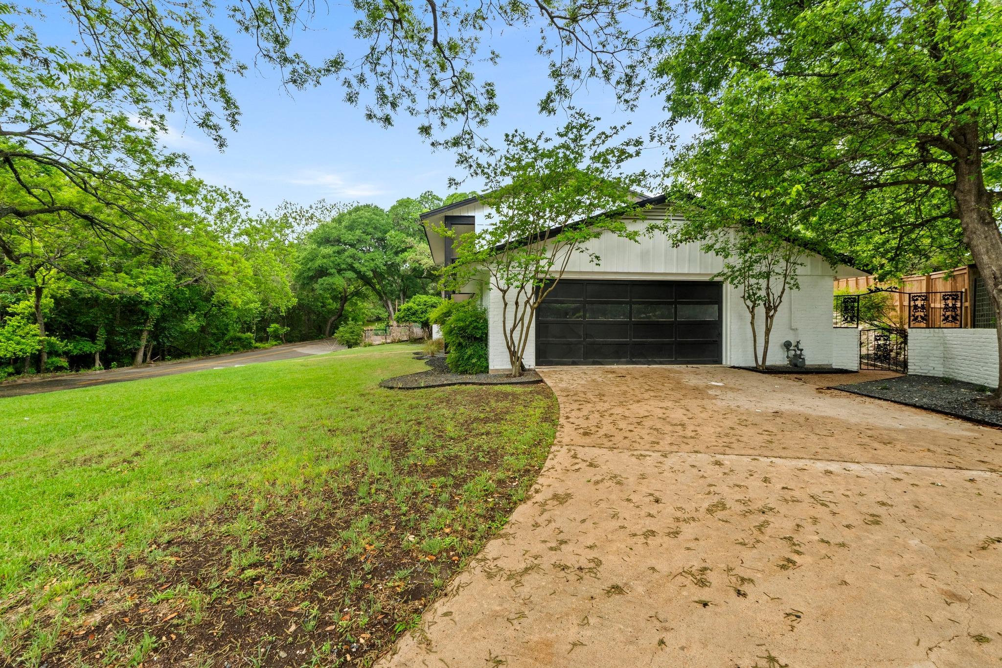 3520 Highland View Dr, Austin, TX 78731