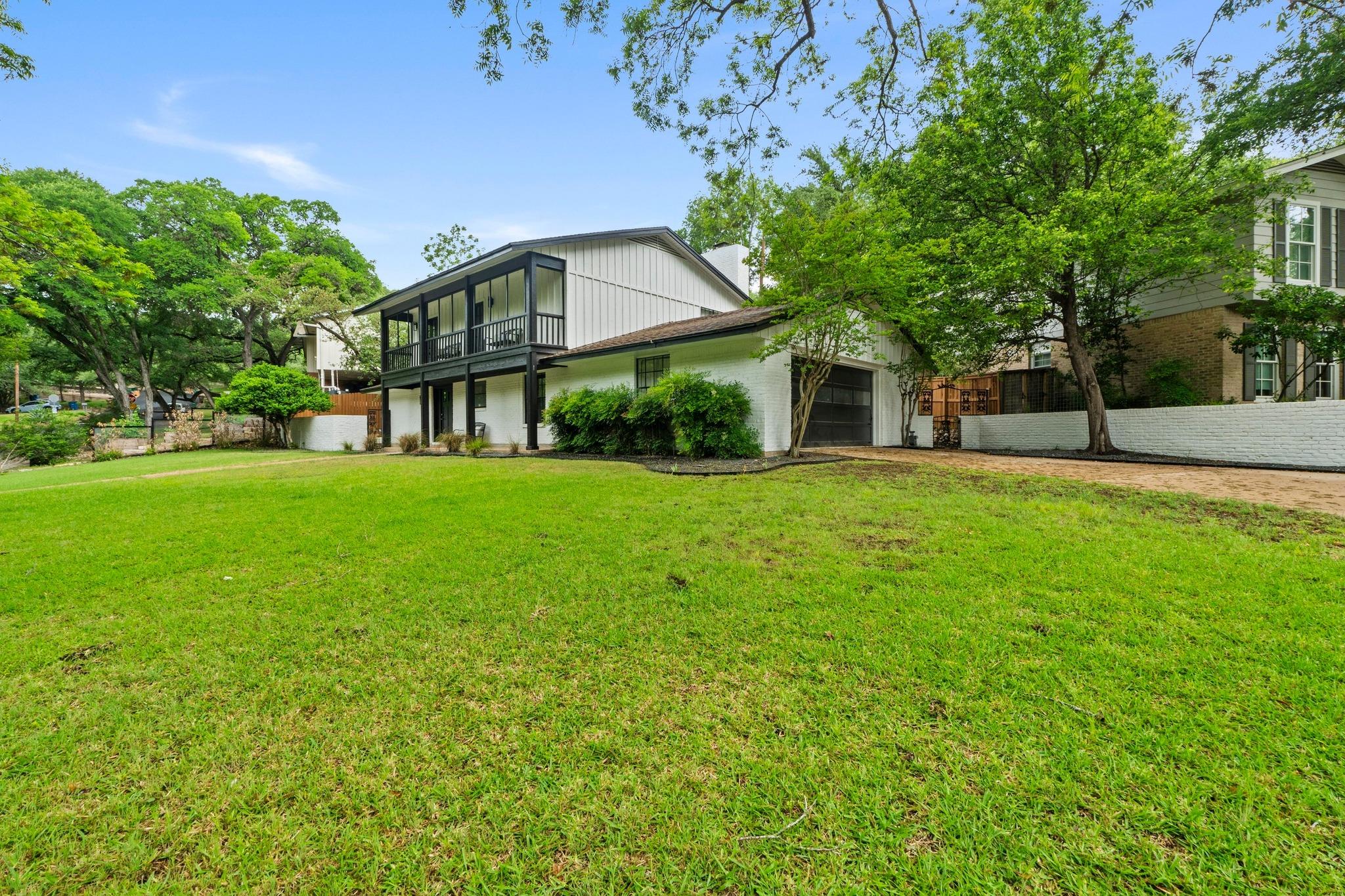 3520 Highland View Dr, Austin, TX 78731