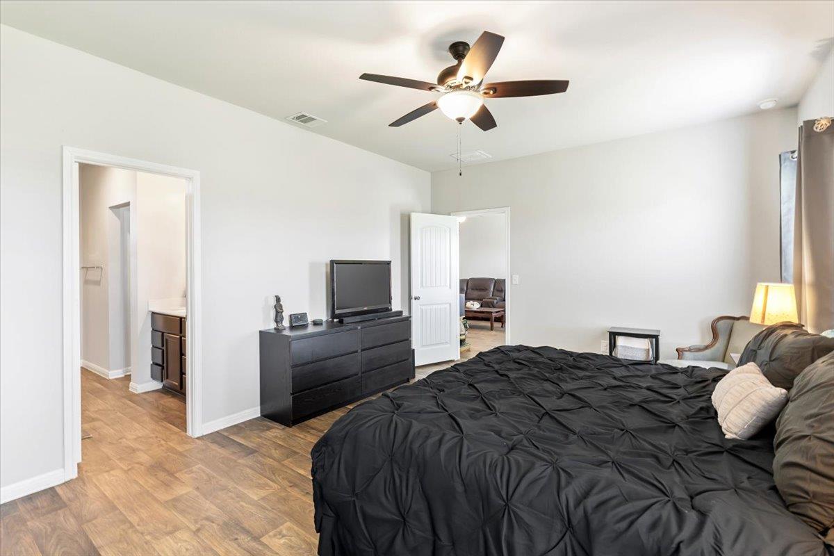 616 Independence Ave, Liberty Hill, TX 78642