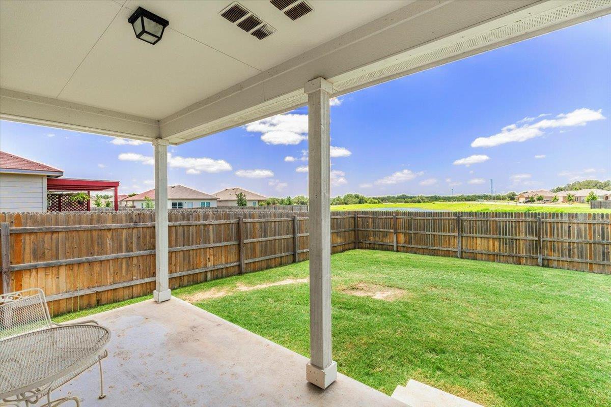 616 Independence Ave, Liberty Hill, TX 78642