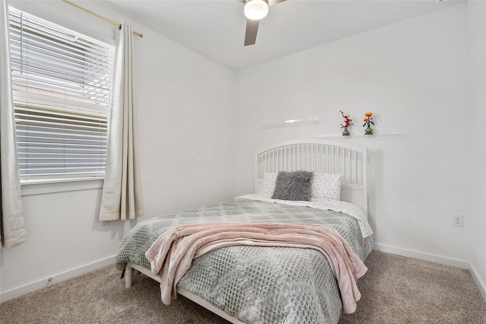 13821 Zuhause Dr, Pflugerville, TX 78660