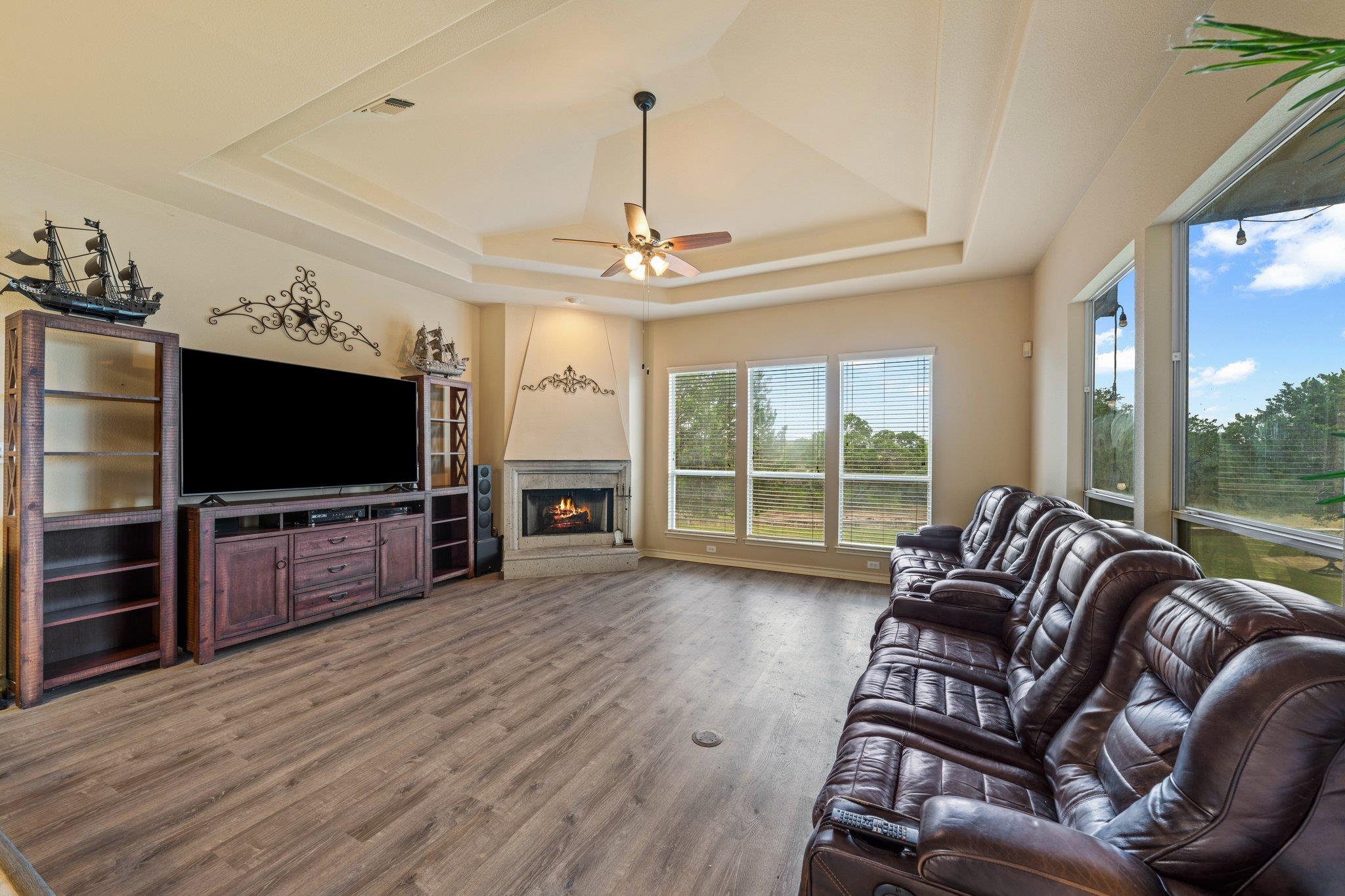 106 Mesquite Trl, Boerne, TX 78006