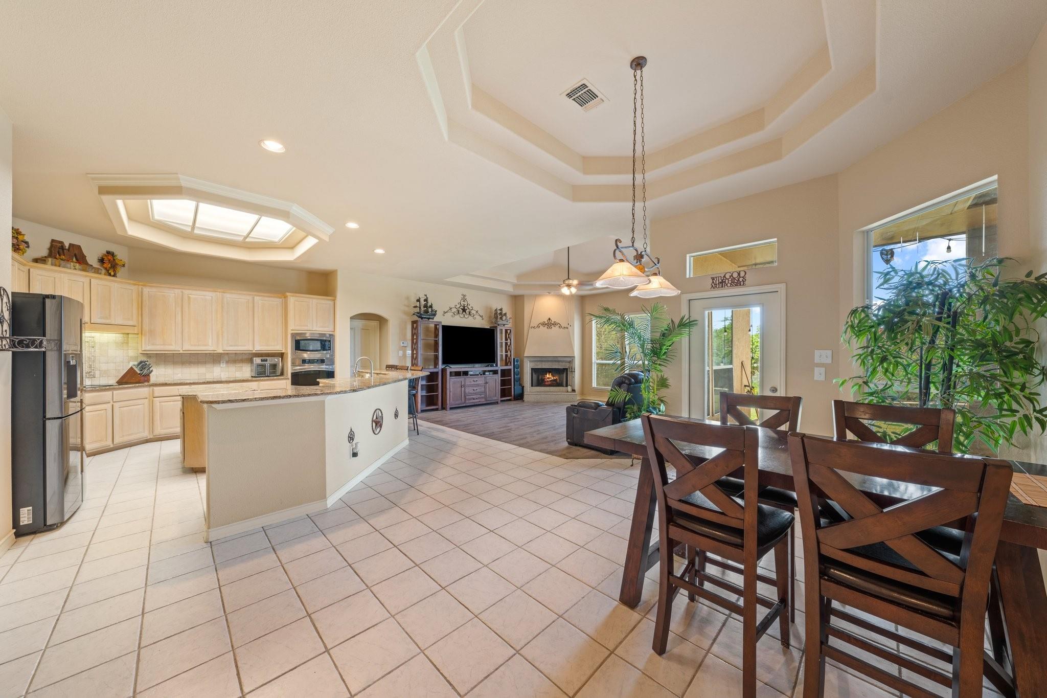 106 Mesquite Trl, Boerne, TX 78006