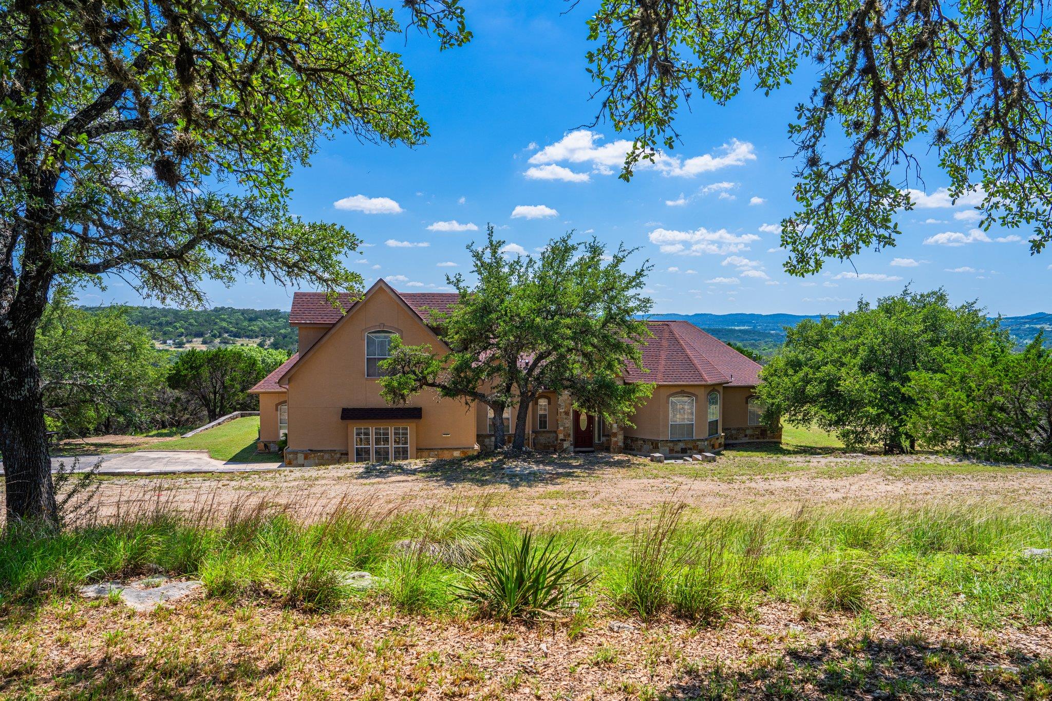 106 Mesquite Trl, Boerne, TX 78006