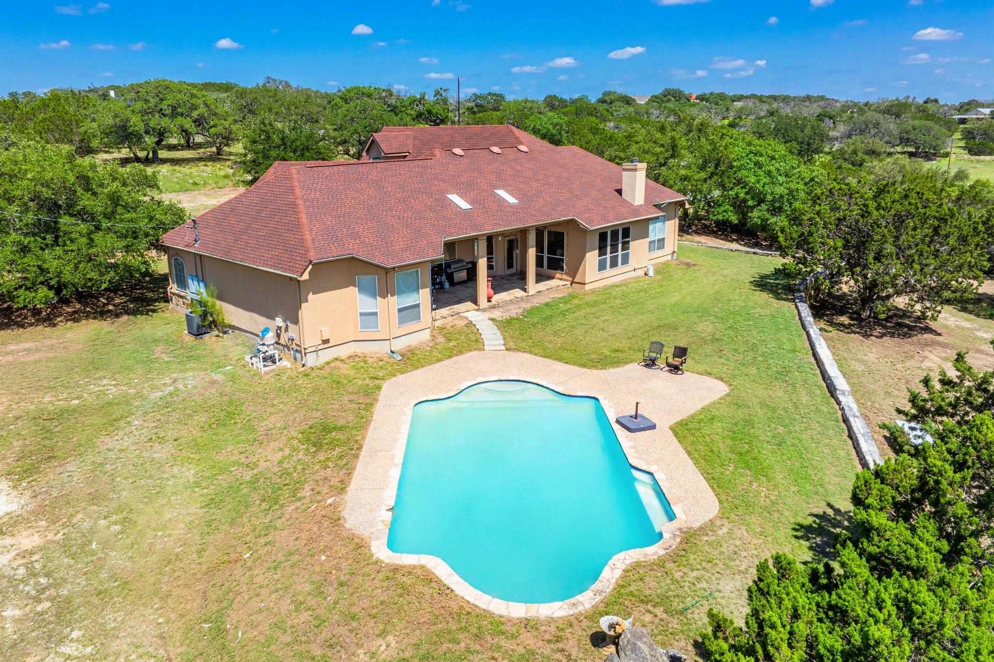 106 Mesquite Trl, Boerne, TX 78006
