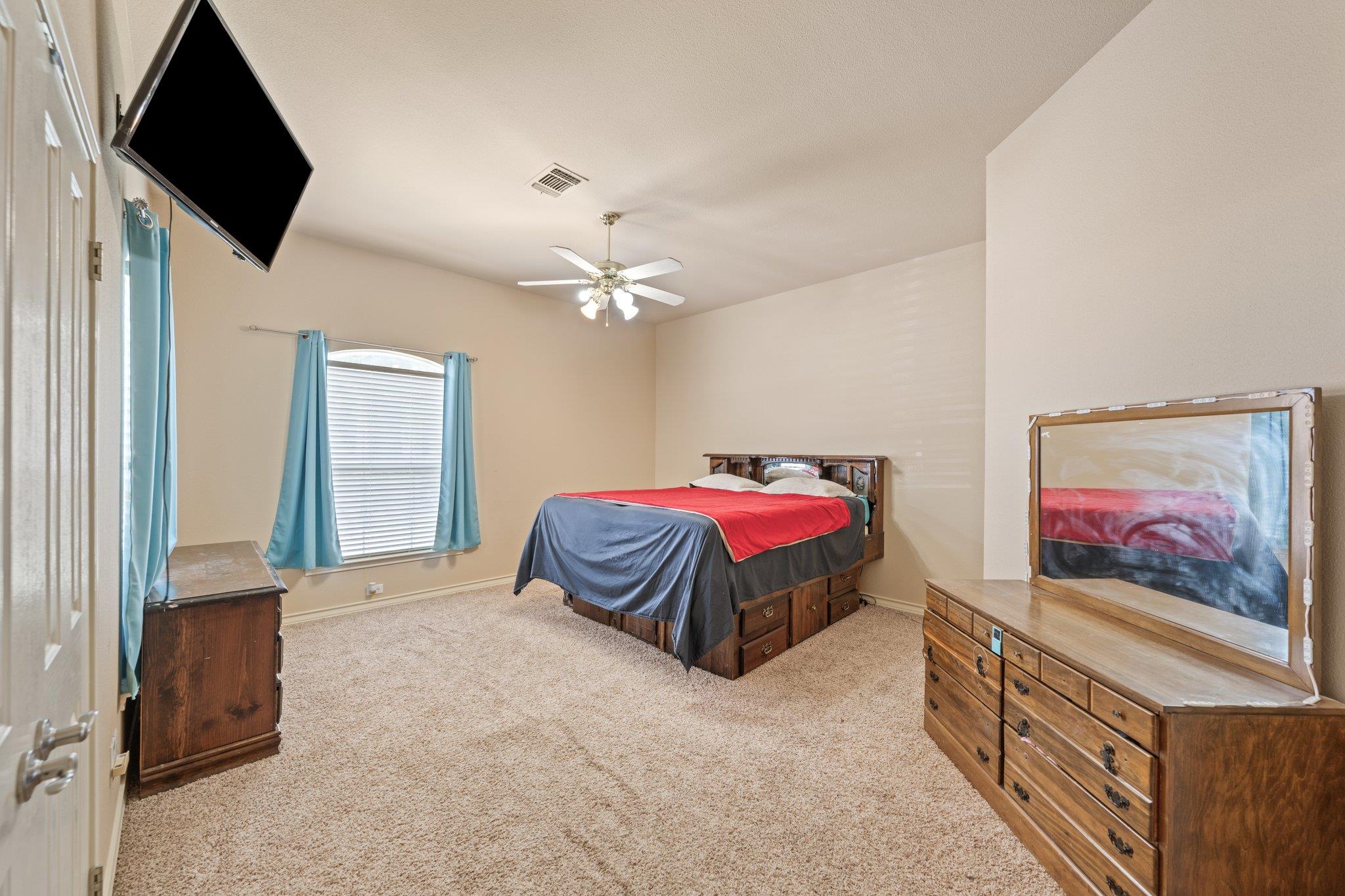 106 Mesquite Trl, Boerne, TX 78006