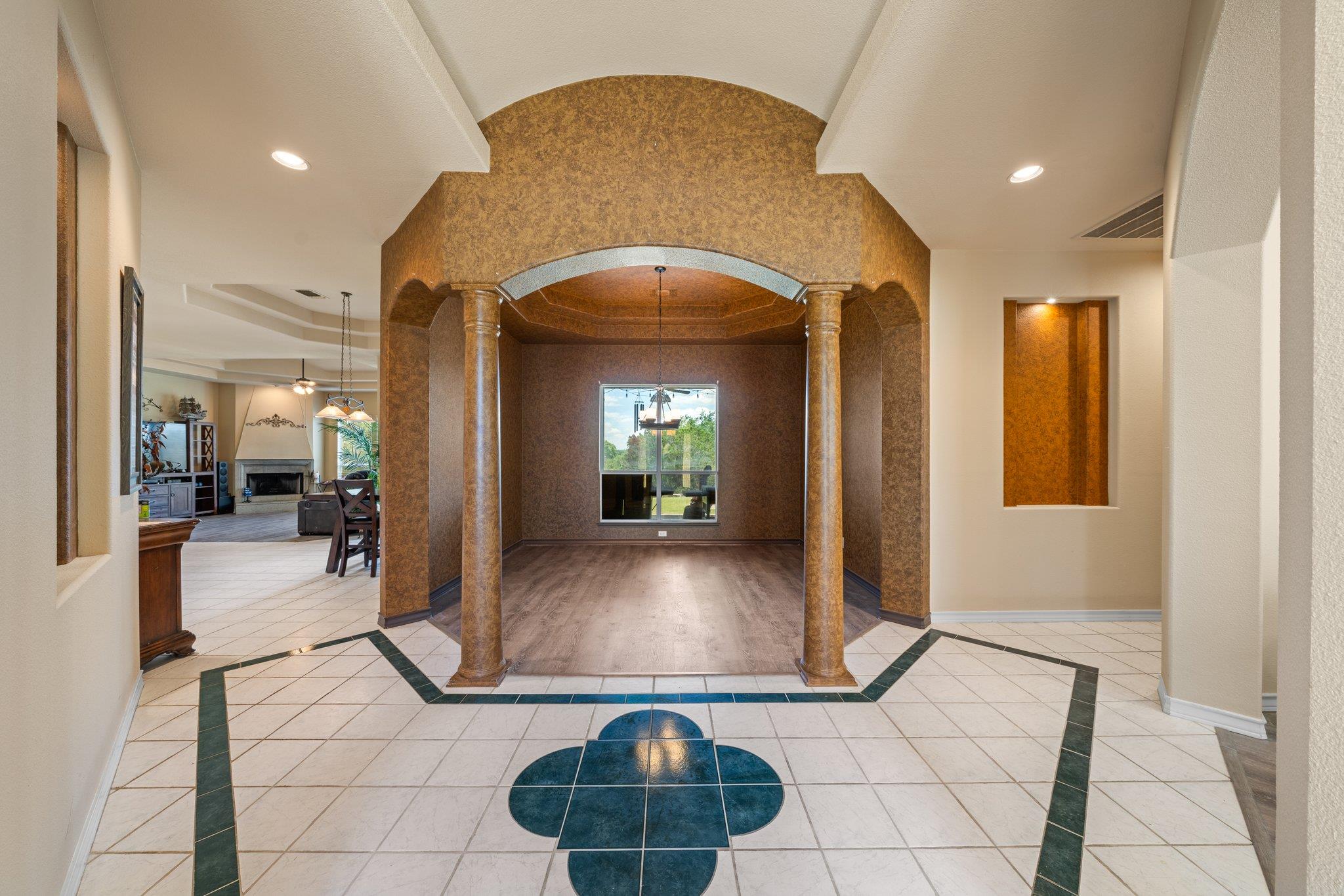 106 Mesquite Trl, Boerne, TX 78006
