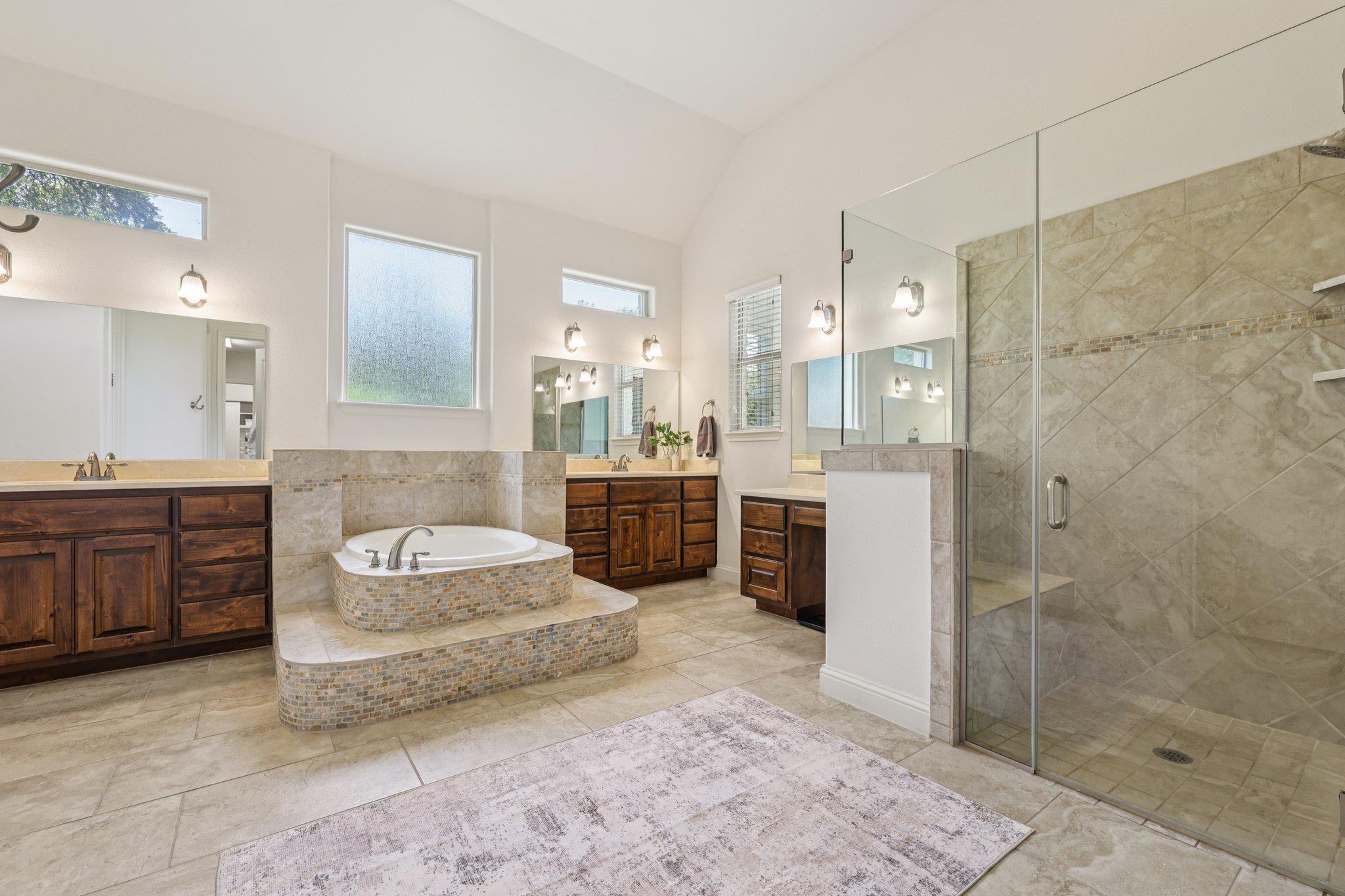 236 Ranch Ridge Dr, Dripping Springs, TX 78620