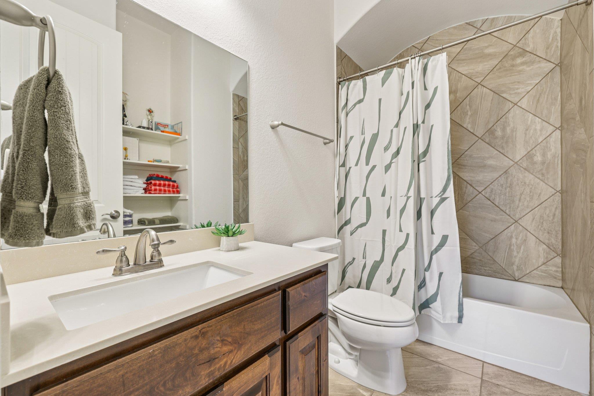 236 Ranch Ridge Dr, Dripping Springs, TX 78620