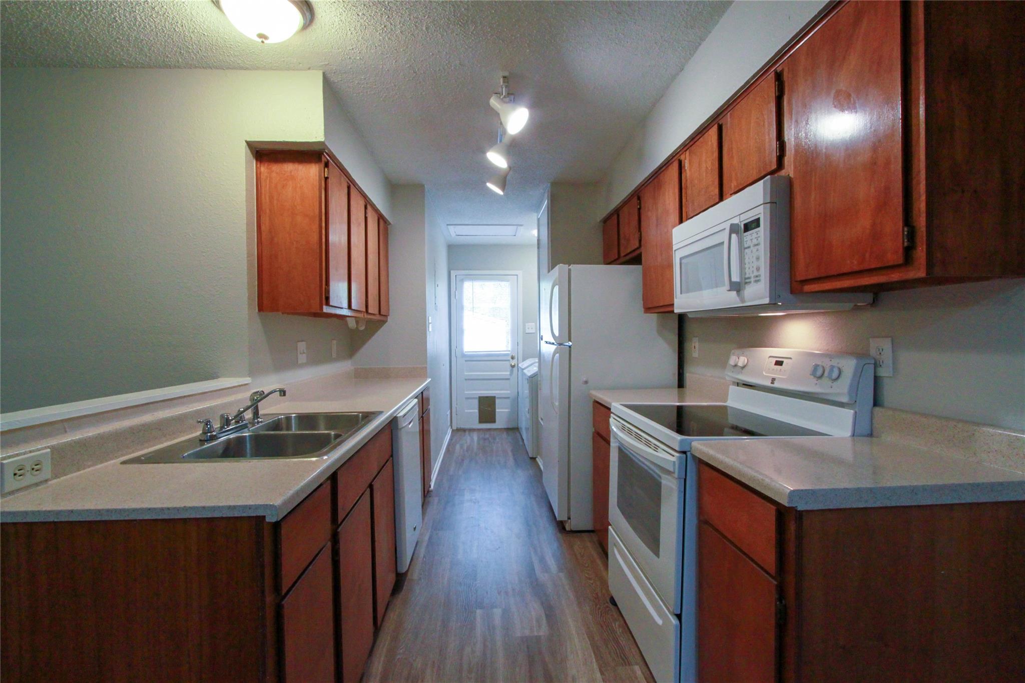 12609 Turtle Rock Rd # B, Austin, TX 78729