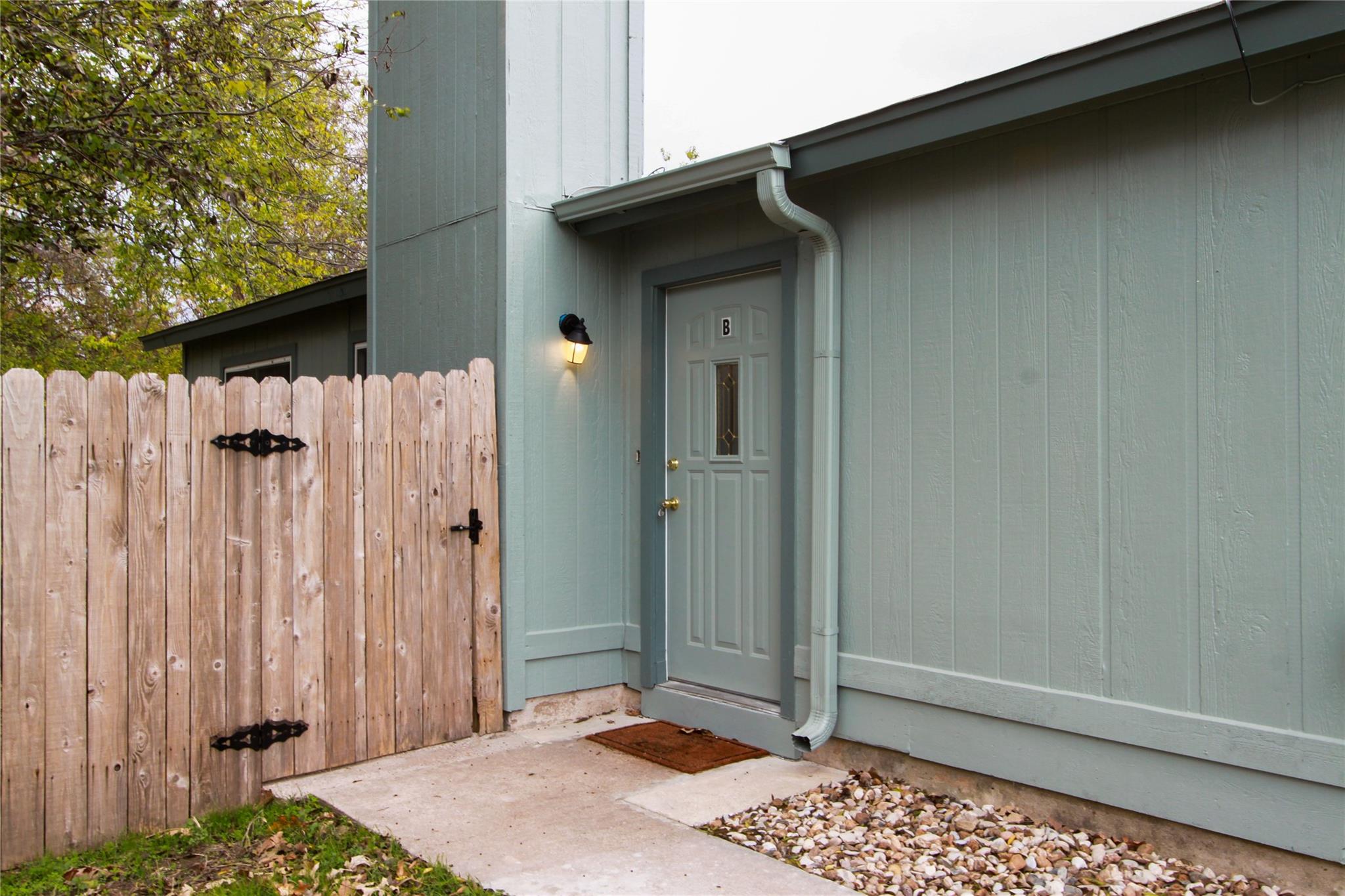 12609 Turtle Rock Rd # B, Austin, TX 78729