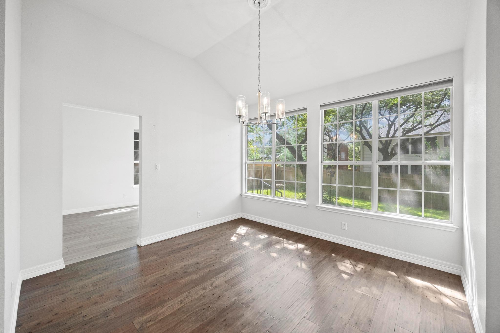13305 Chasewood Cv, Austin, TX 78727