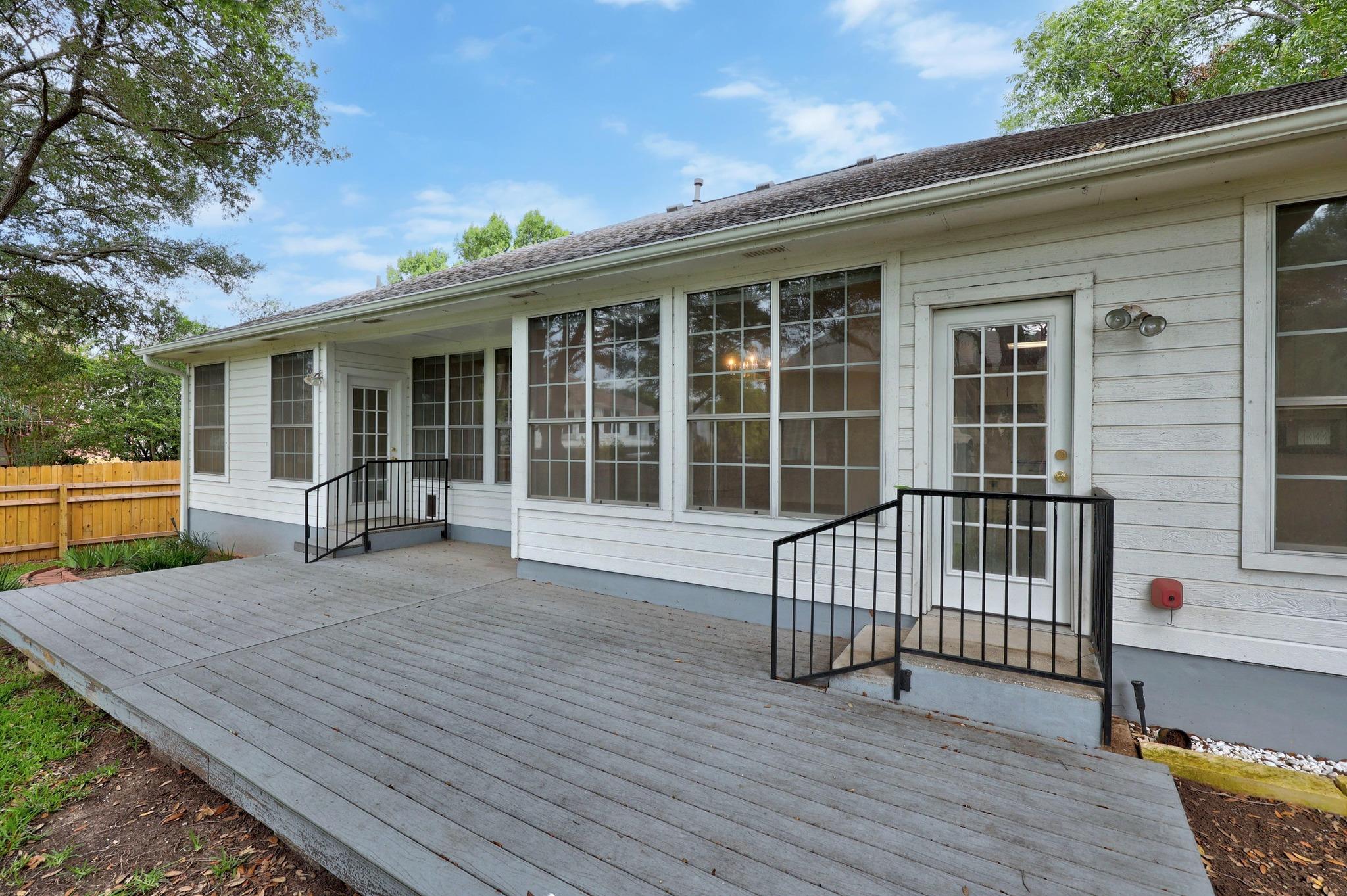 13305 Chasewood Cv, Austin, TX 78727