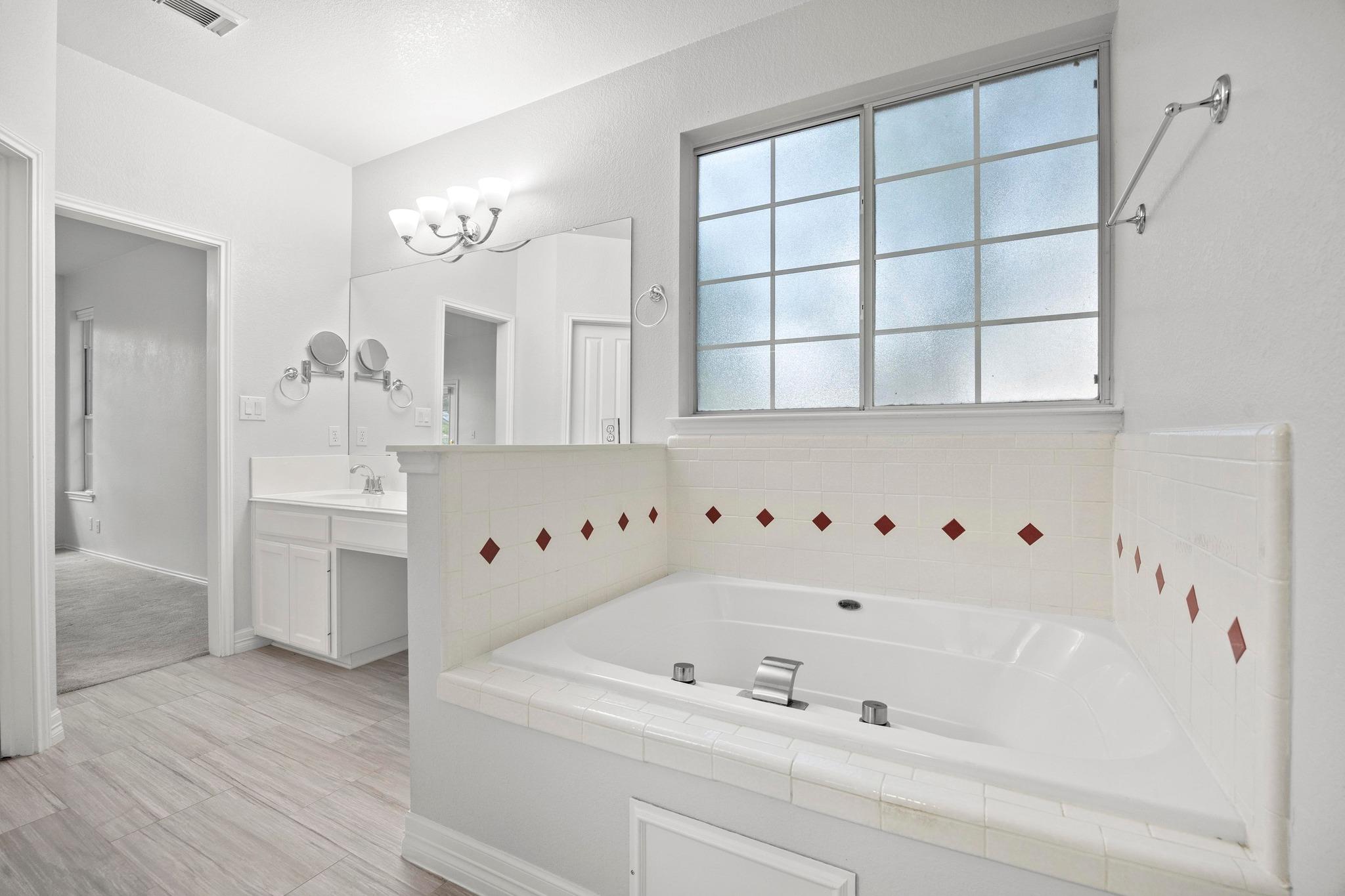 13305 Chasewood Cv, Austin, TX 78727