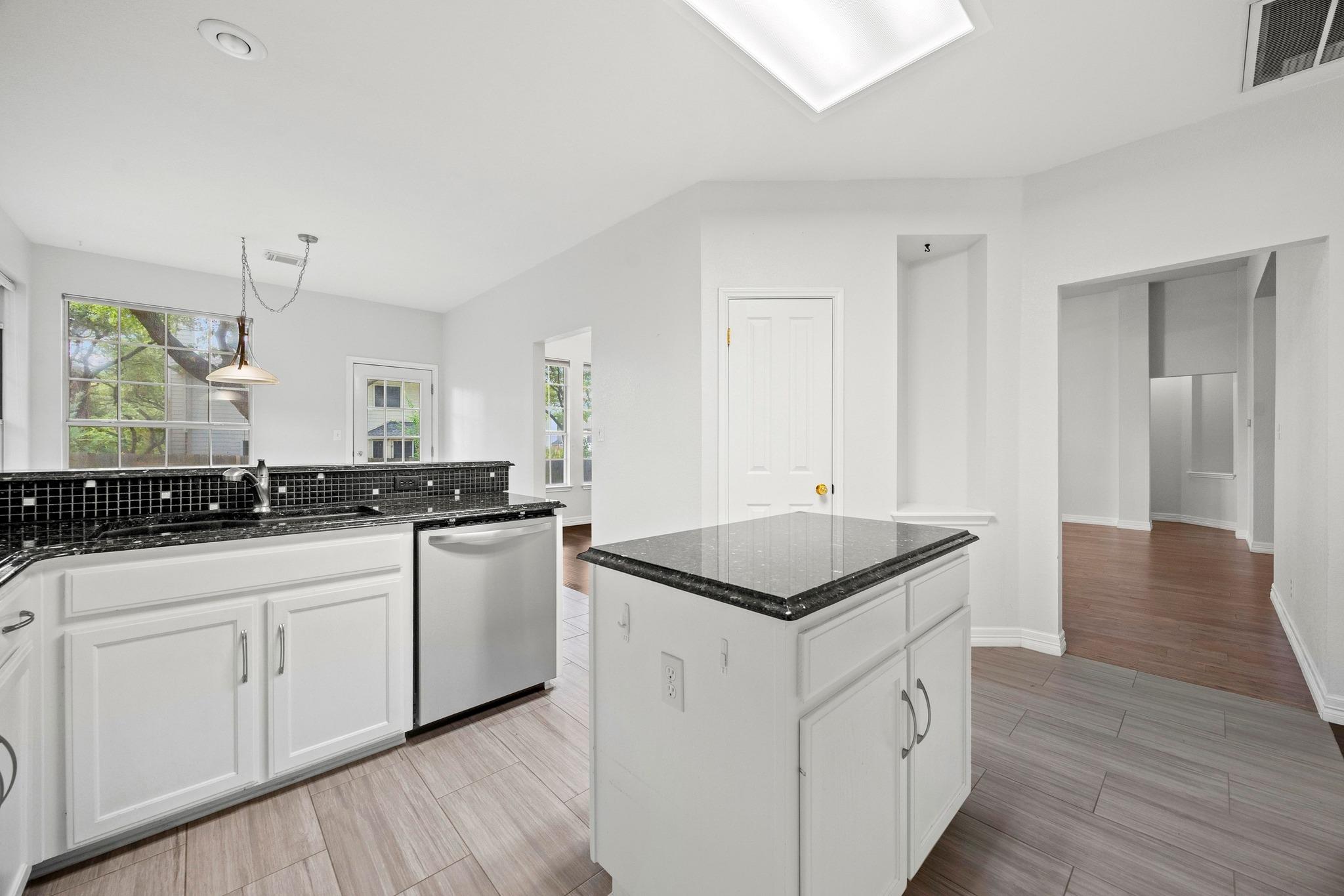 13305 Chasewood Cv, Austin, TX 78727