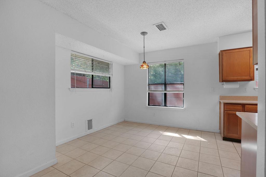 5808 Spring Meadow Rd, Austin, TX 78744