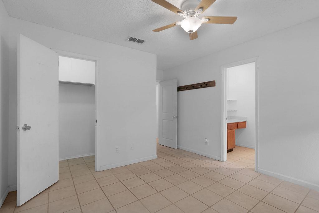 5808 Spring Meadow Rd, Austin, TX 78744