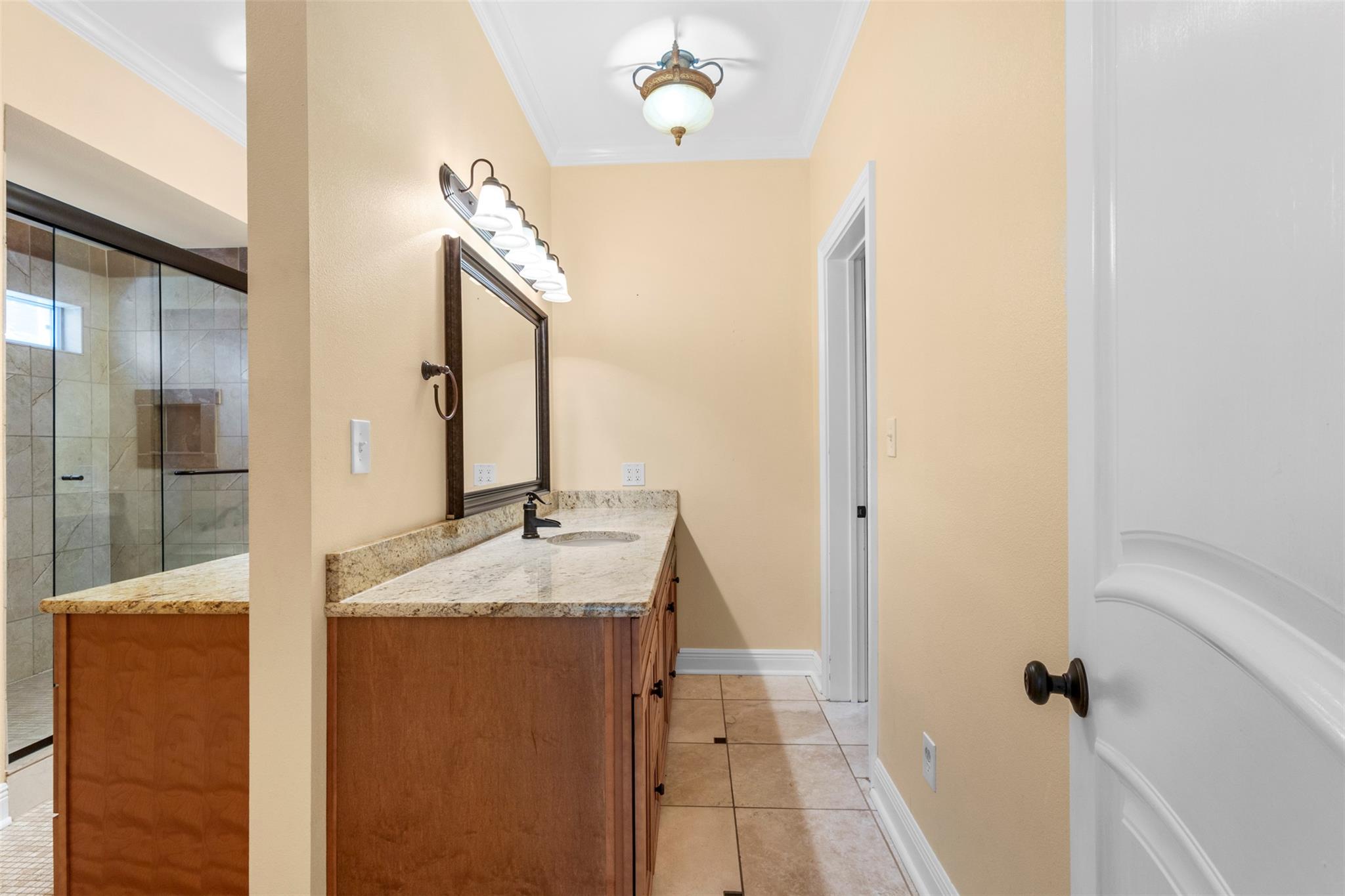 216 N Mount Rushmore Dr, Cedar Park, TX 78613