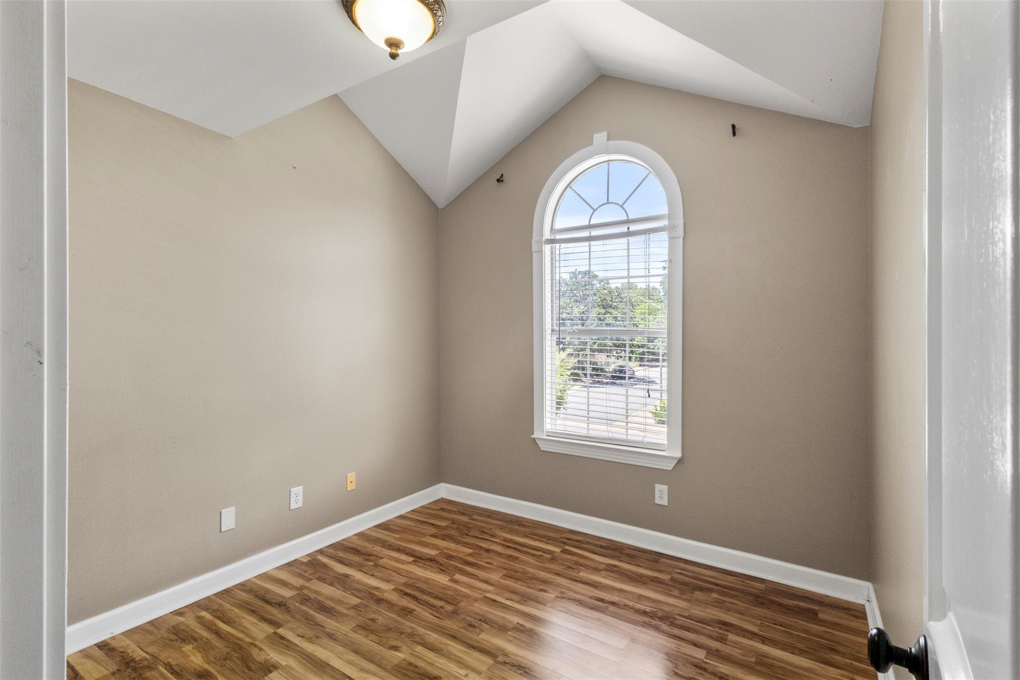 216 N Mount Rushmore Dr, Cedar Park, TX 78613