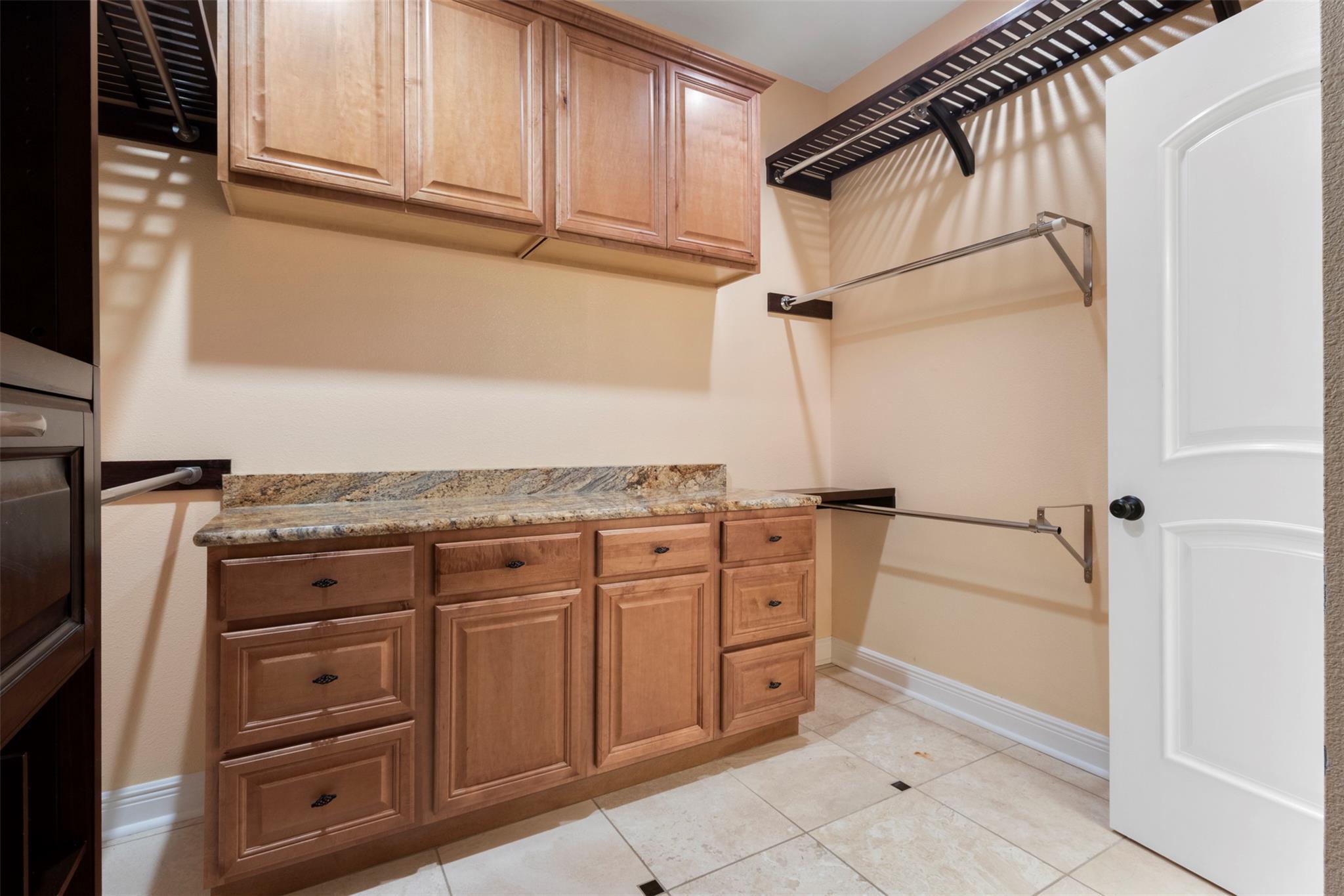 216 N Mount Rushmore Dr, Cedar Park, TX 78613