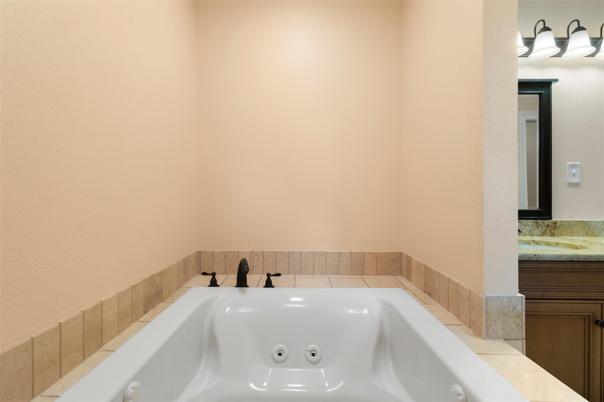 216 N Mount Rushmore Dr, Cedar Park, TX 78613