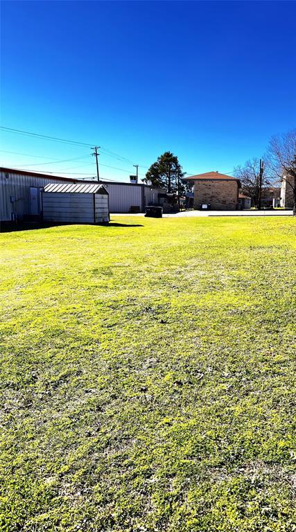 1614-1 W Cameron Ave, Rockdale, TX 76567