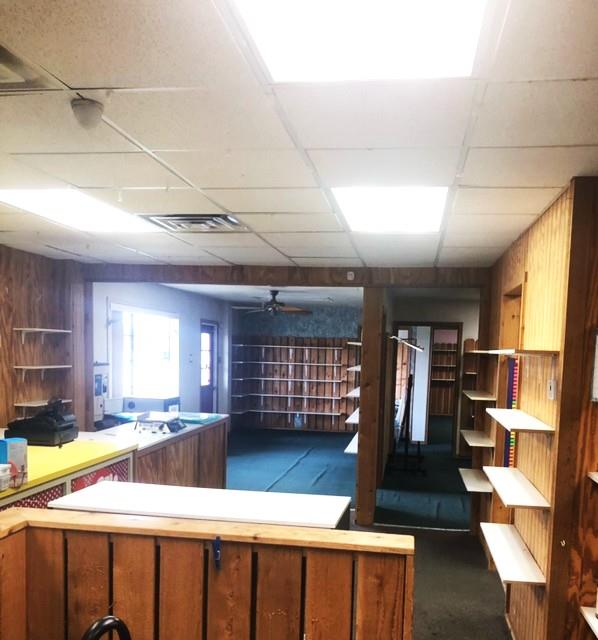 1614 W Cameron Ave, Rockdale, TX 76567