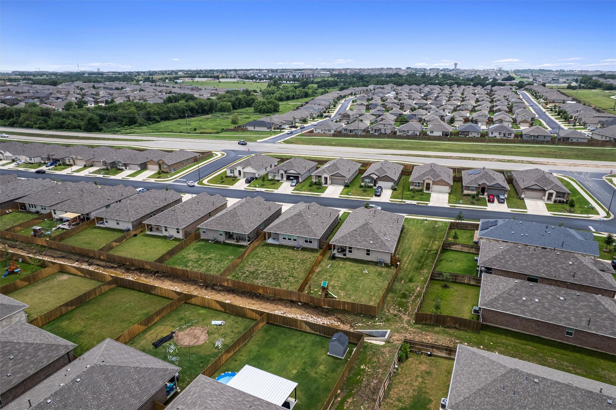 109 Charles Trl, Georgetown, TX 78626