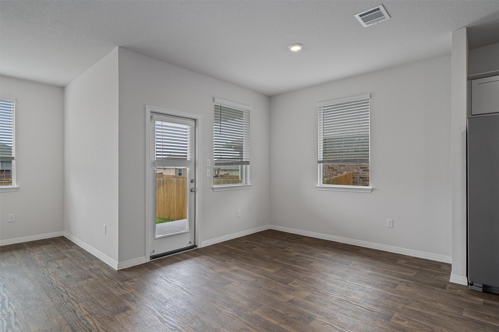 109 Charles Trl, Georgetown, TX 78626