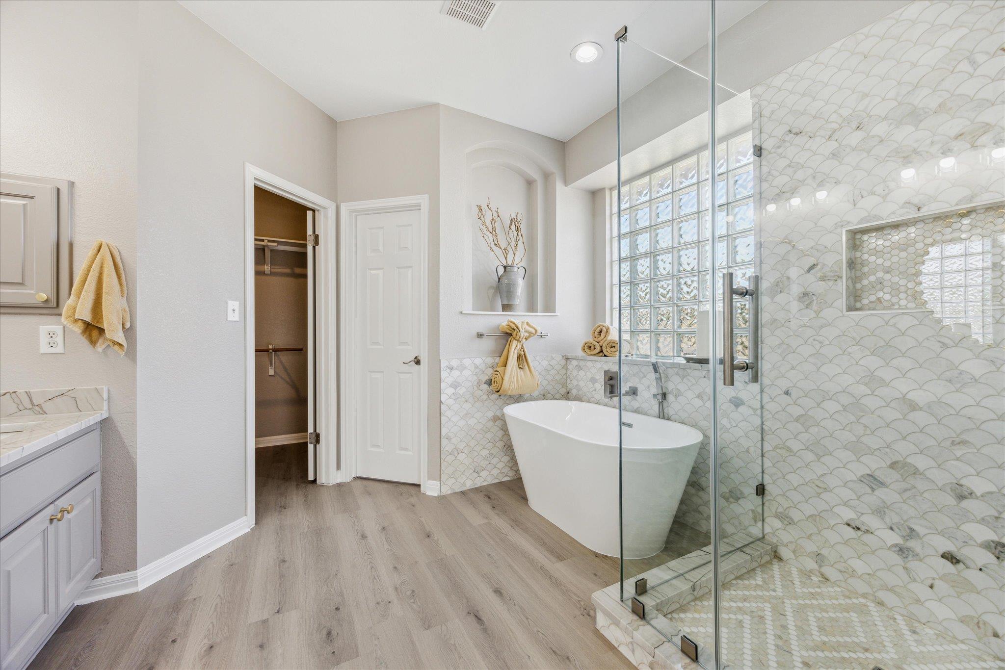 9201 Cessna Ln, Austin, TX 78717