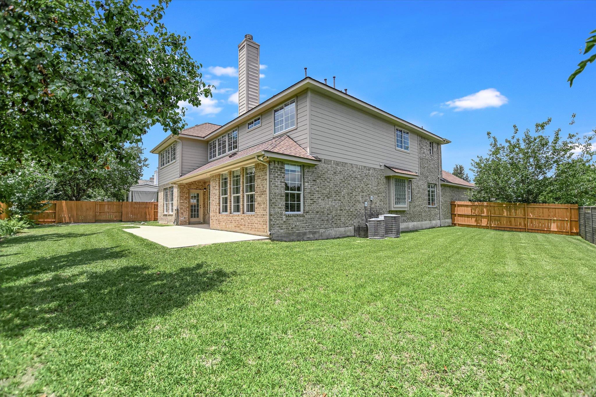 9201 Cessna Ln, Austin, TX 78717