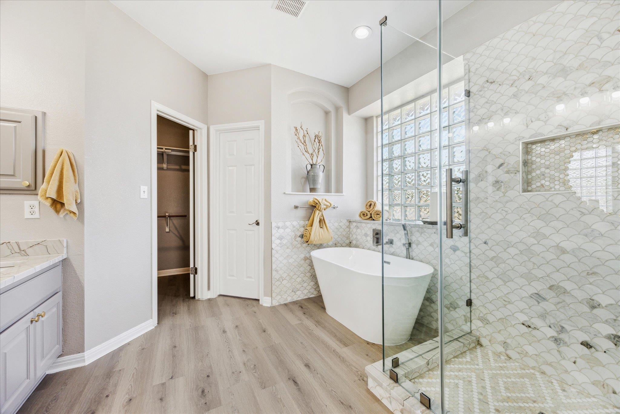 9201 Cessna Ln, Austin, TX 78717