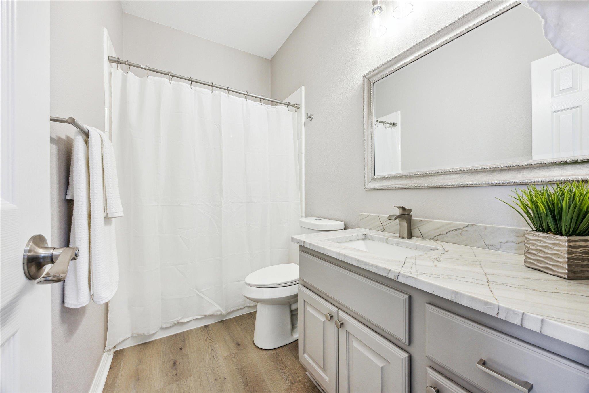 9201 Cessna Ln, Austin, TX 78717